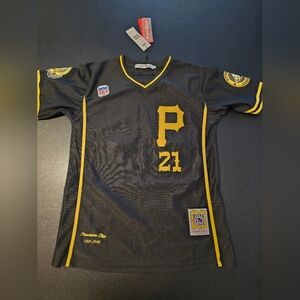Brand New Pittsburgh Jersey Small